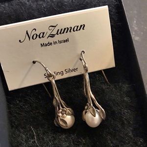 Silver pearl earrings